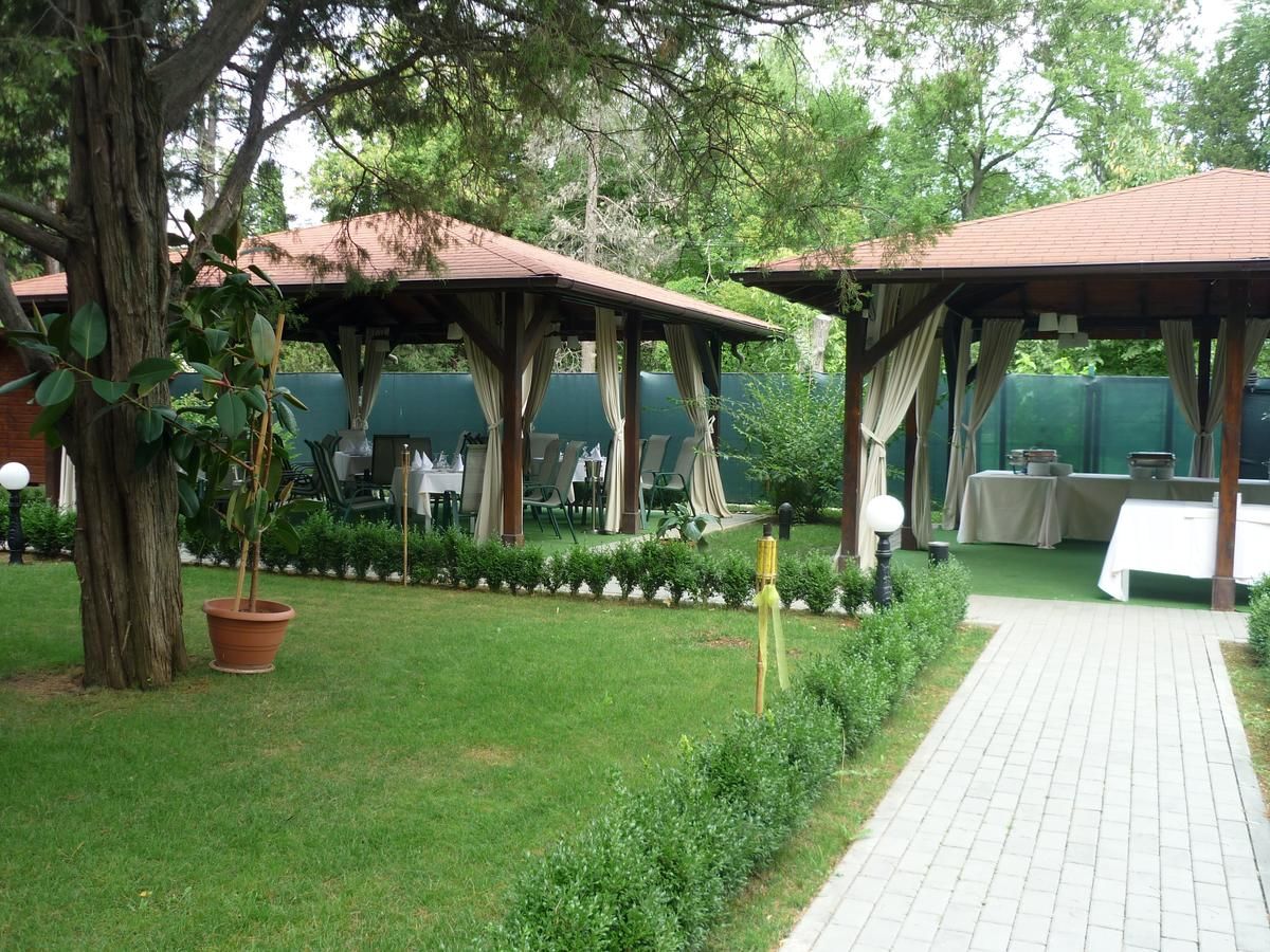 Отель Hotel Baneasa Parc Бухарест-24