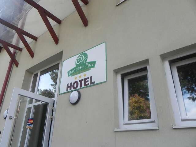 Отель Hotel Baneasa Parc Бухарест-35